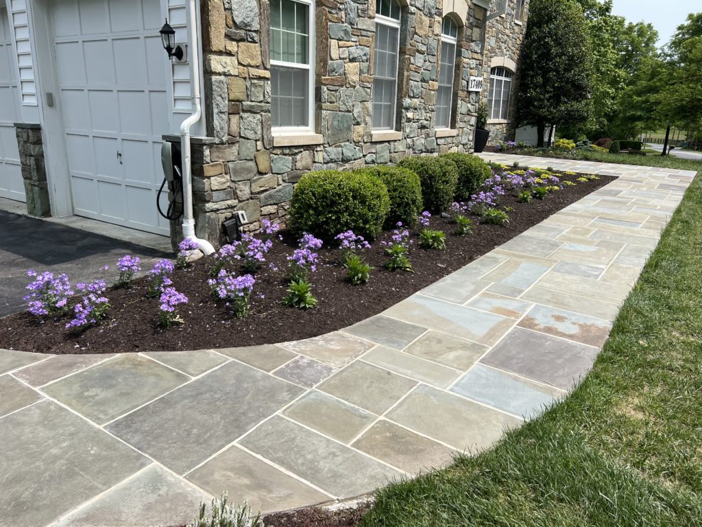 Sandy Spring - Thermal Full Color Random Pattern Landing & Walkway